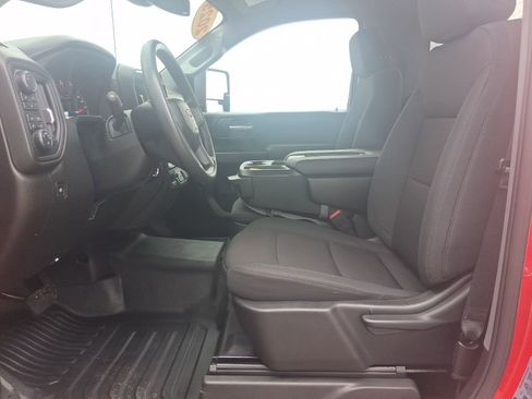 Used 2025 Chevrolet Silverado 2500 W/T AWD/4WD image 14