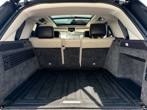 Used 2018 Land Rover Range Rover HSE image 23