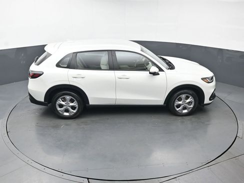 Certified 2023 Honda HR-V LX image 41