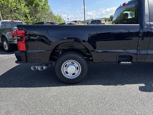New 2025 Ford F350 XL w/ 360-Degree Camera Package image 16