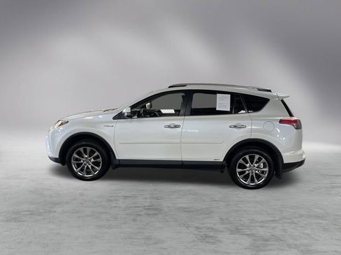 Used 2016 Toyota RAV4 Limited image 2