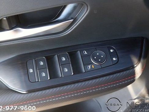 New 2026 Nissan Kicks SR FWD image 11