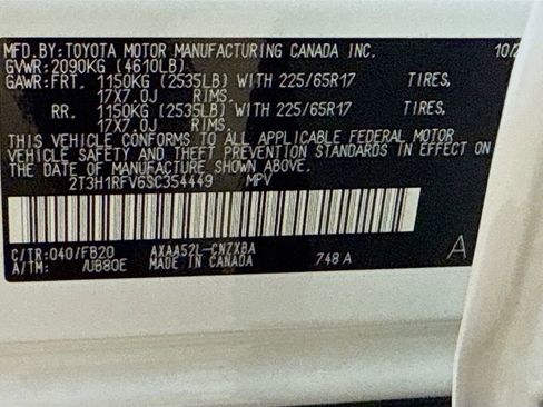 Certified 2025 Toyota RAV4 LE FWD image 31