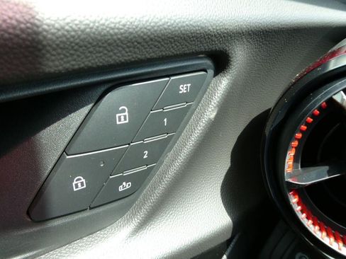 New 2027 Chevrolet Equinox RS w/ Safety and Technology Package AWD/4WD image 21
