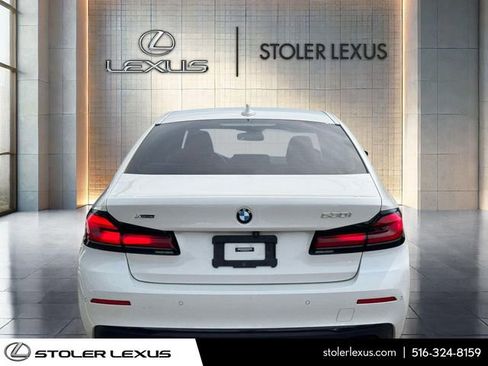 Used 2022 BMW 530i xDrive w/ Premium Package AWD/4WD image 5