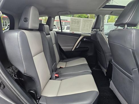 Used 2014 Toyota RAV4 Limited AWD/4WD image 12