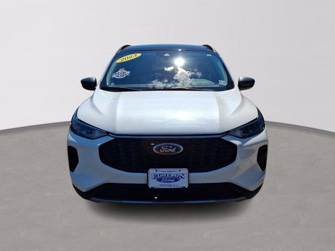 Certified 2023 Ford Escape Active w/ Tech Pack #1 AWD/4WD image 2