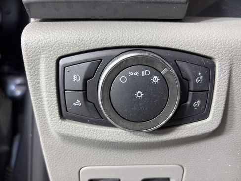 Used 2020 Ford F150 XLT w/ Equipment Group 302A Luxury image 31