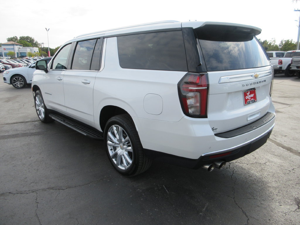 Certified 2022 Chevrolet Suburban High Country AWD/4WD image 9