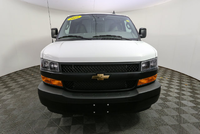 Used 2025 Chevrolet Express 2500 w/ Driver Convenience Package RWD image 4