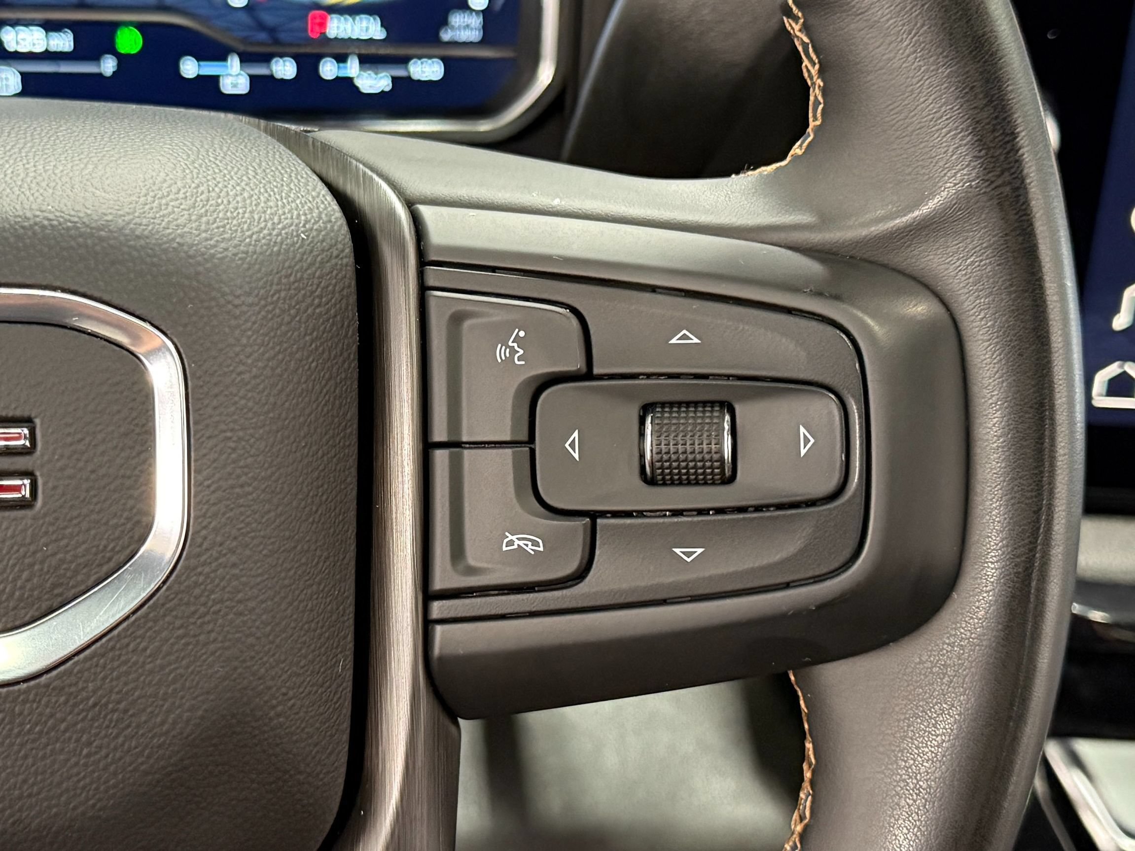 Used 2024 GMC Sierra 2500 AT4 w/ AT4 Premium Plus Package AWD/4WD image 22