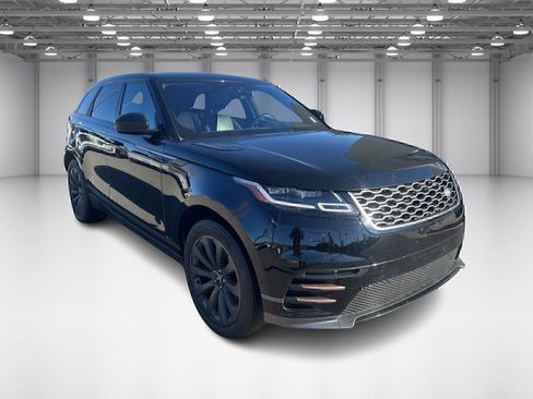 Used 2019 Land Rover Range Rover Velar R-Dynamic SE image 3