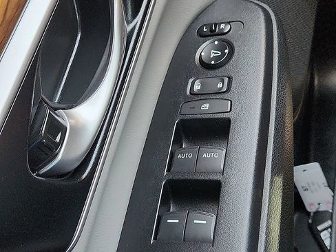 Used 2021 Honda CR-V EX-L image 10