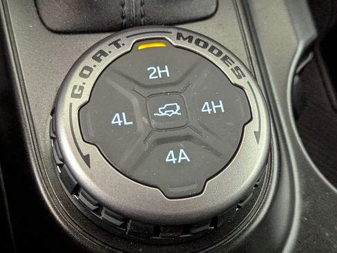 Certified 2023 Ford Bronco Badlands w/ Sasquatch Package image 29