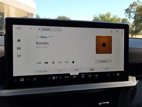 Certified 2025 Ford Explorer ST-Line image 19