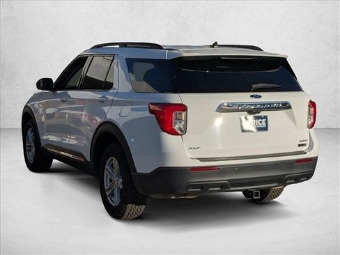 Used 2021 Ford Explorer XLT image 8
