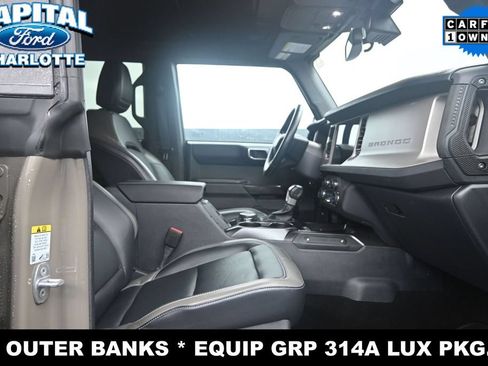 Used 2025 Ford Bronco Outer Banks AWD/4WD image 13