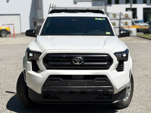 Used 2024 Toyota Tacoma SR AWD/4WD image 2