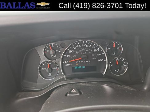 Used 2014 Chevrolet Express 2500 RWD image 11