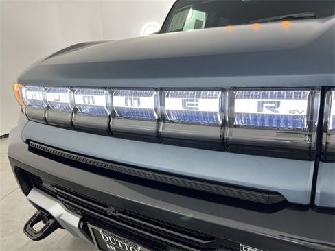 Used 2024 GMC Hummer EV 3X w/ Omega Edition image 32