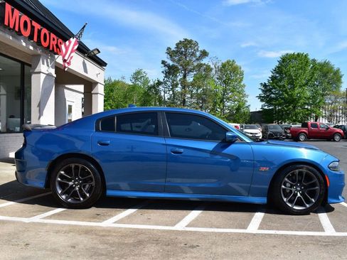 Used 2020 Dodge Charger Scat Pack RWD image 4