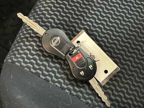 Used 2016 Nissan Versa Note SV FWD image 26