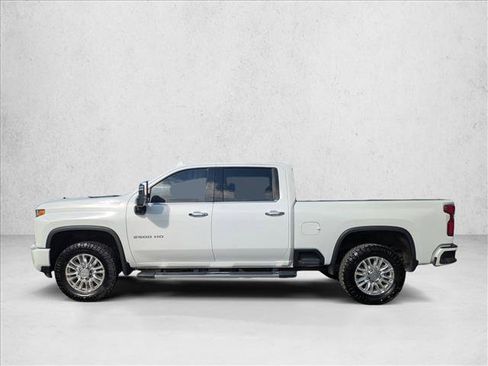 Used 2022 Chevrolet Silverado 2500 High Country w/ Technology Package image 8