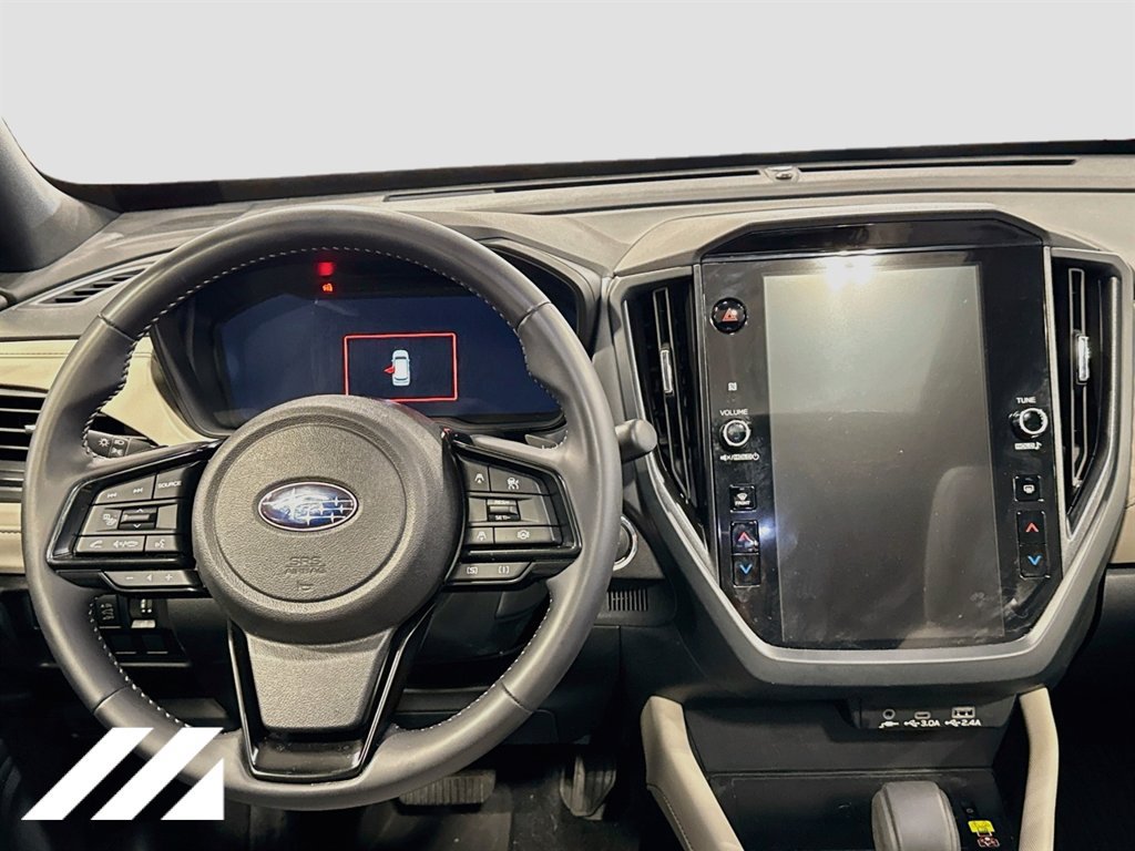 Used 2025 Subaru Forester Premium AWD/4WD image 24