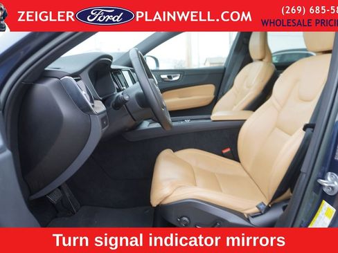 Used 2023 Volvo XC60 B5 Ultimate image 18
