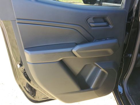 New 2026 Chevrolet Colorado W/T w/ WT Custom Package AWD/4WD image 16