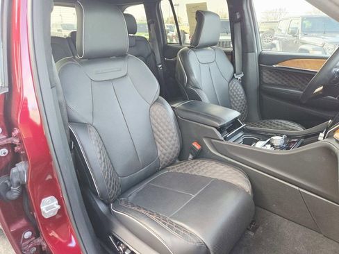 Certified 2022 Jeep Grand Cherokee Summit image 17