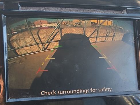 Used 2020 Nissan Rogue SV image 25