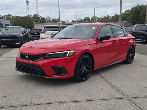 Used 2022 Honda Civic Sport image 4