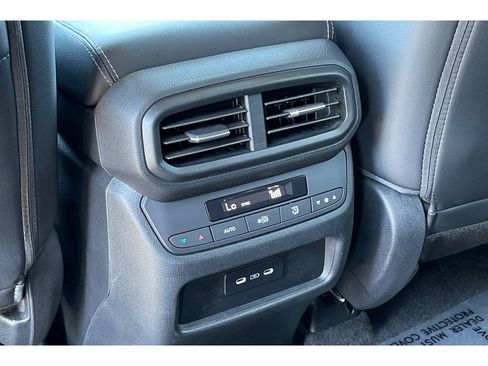 Used 2024 Honda Pilot EX-L image 37