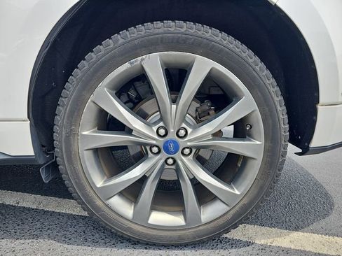 Used 2017 Ford Edge Sport w/ Equipment Group 401A AWD/4WD image 9