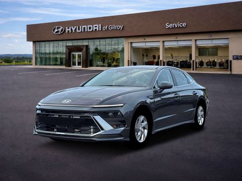 New 2026 Hyundai Sonata SE FWD image 1