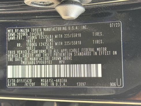 Used 2023 Toyota Corolla Cross XLE AWD/4WD image 30