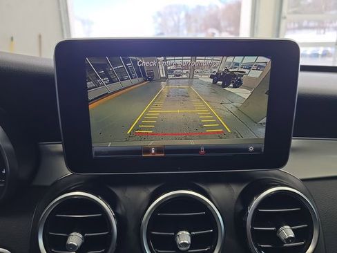 Used 2018 Mercedes-Benz C 300 4MATIC Sedan image 17