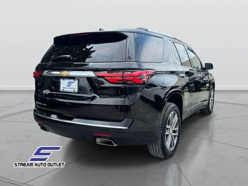 Used 2023 Chevrolet Traverse High Country image 5