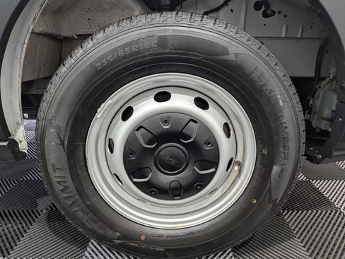 Used 2025 Ford Transit 250 148 High Roof RWD image 6