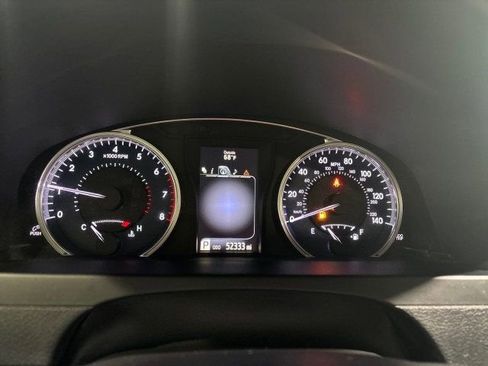 Used 2015 Toyota Camry XLE image 12