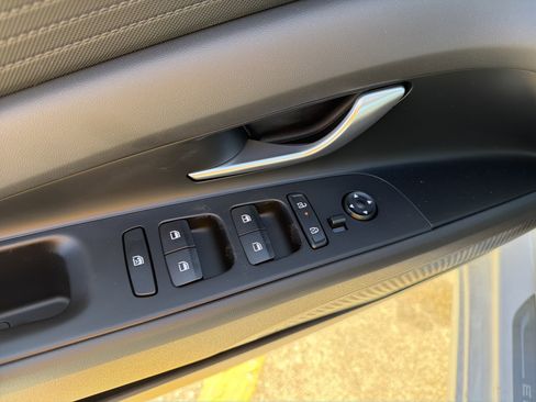 New 2026 Hyundai Elantra SE image 9