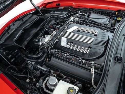 Used 2015 Chevrolet Corvette Z06 w/ 3LZ Preferred Equipment Group image 34