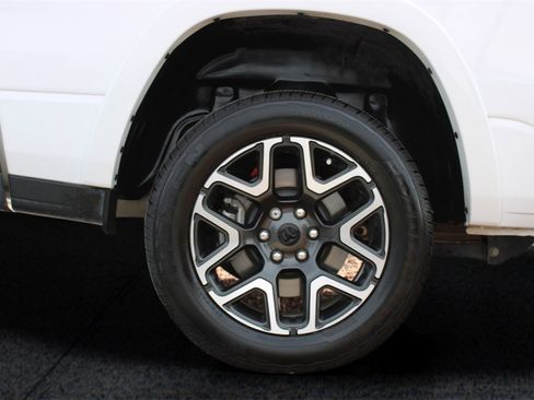 Used 2025 RAM 1500 Laramie image 2