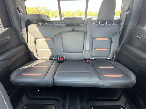 Used 2023 GMC Sierra 1500 AT4 w/ AT4 Preferred Package image 26