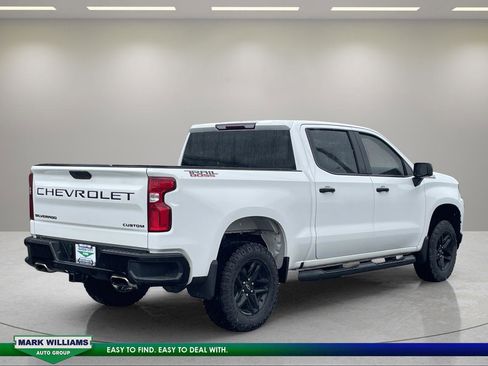 Used 2020 Chevrolet Silverado 1500 Custom Trail Boss w/ Custom Convenience Package AWD/4WD image 3