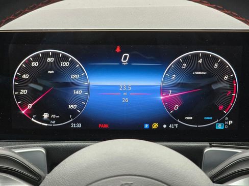 New 2024 Mercedes-Benz GLB 250 image 25