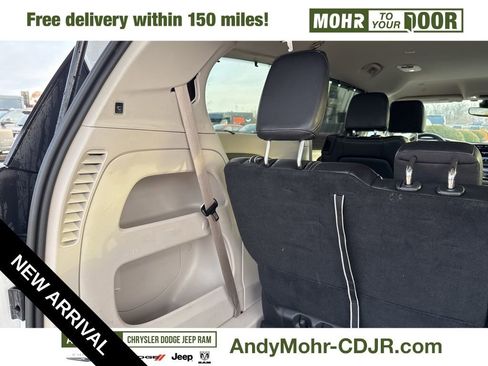 Used 2022 Chrysler Pacifica Touring-L image 23