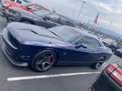 Used 2016 Dodge Challenger R/T Scat Pack w/ Leather Interior Group