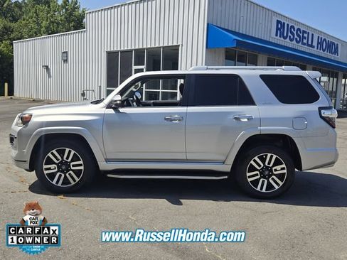 Used 2022 Toyota 4Runner Limited AWD/4WD image 4